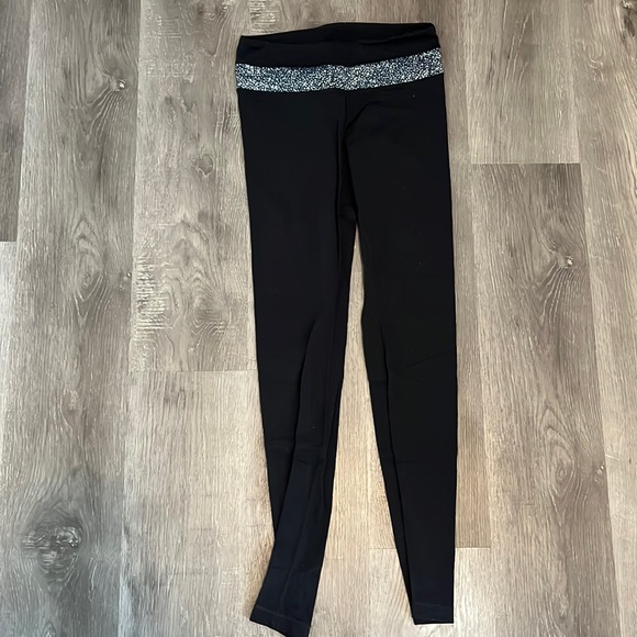 lululemon athletica Pants - Reversible Lululemon leggings